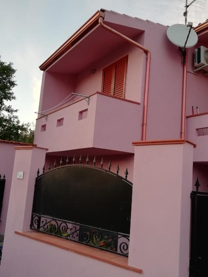 Prendas Antigas - Vacanze A Teulada Apartman Kültér fotó