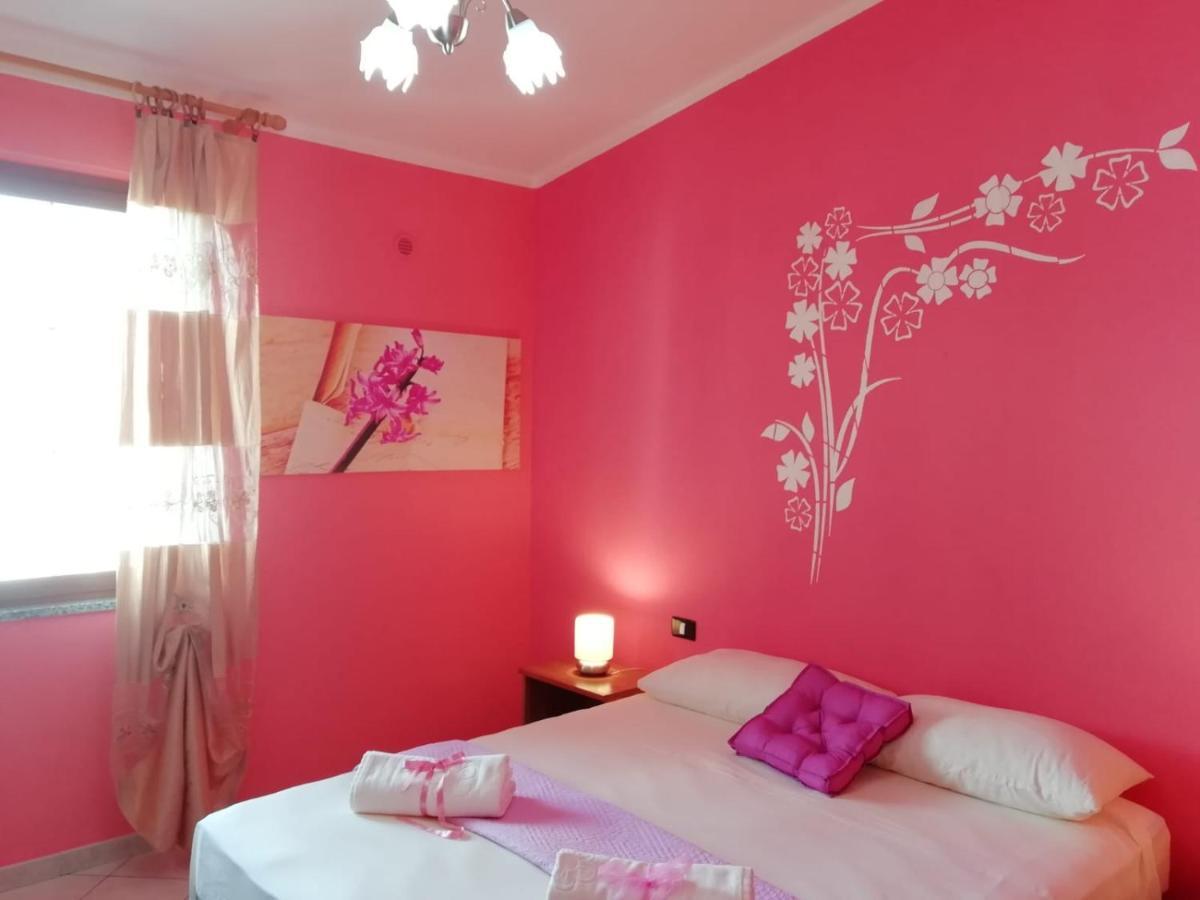 Prendas Antigas - Vacanze A Teulada Apartman Kültér fotó