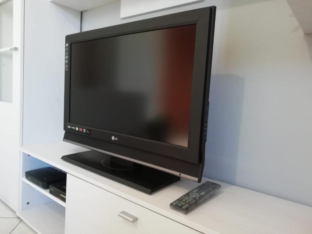 Prendas Antigas - Vacanze A Teulada Apartman Kültér fotó