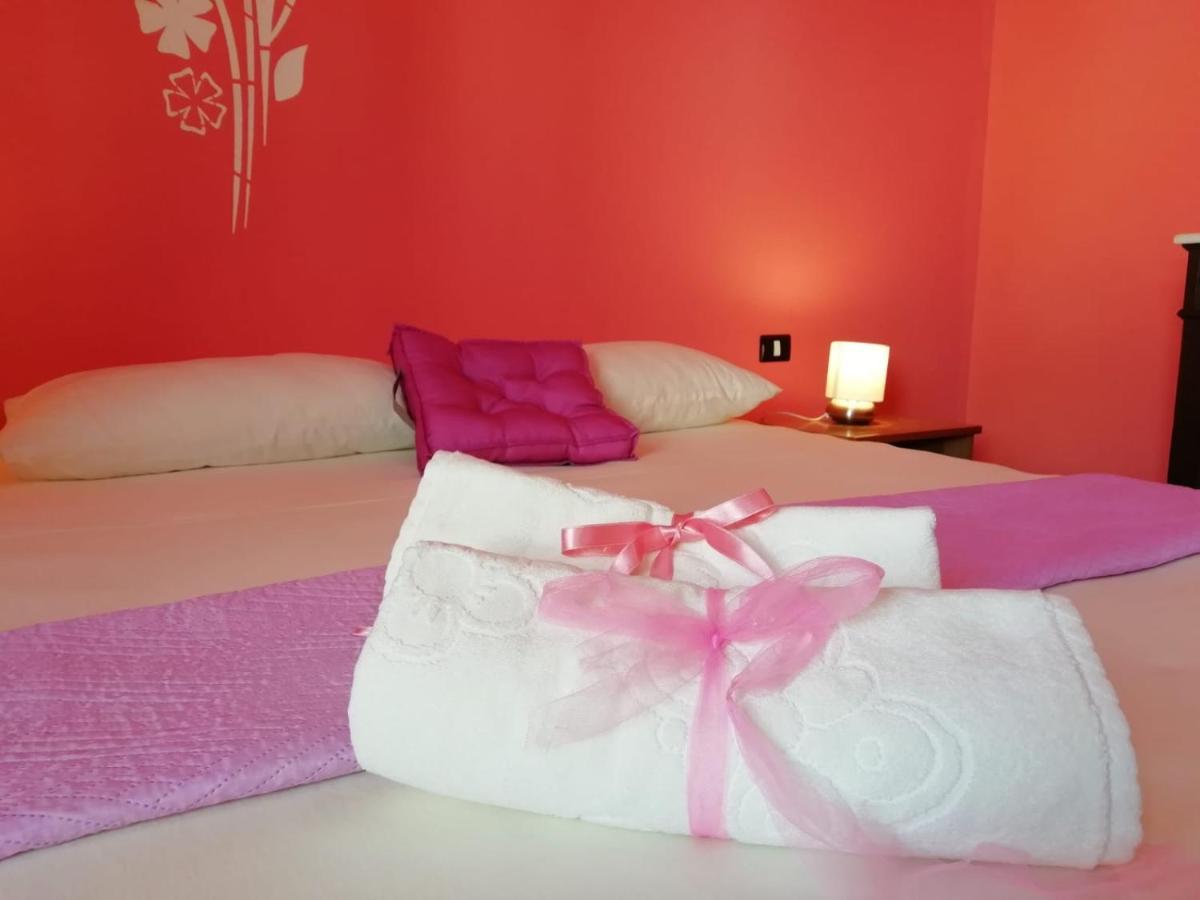 Prendas Antigas - Vacanze A Teulada Apartman Kültér fotó