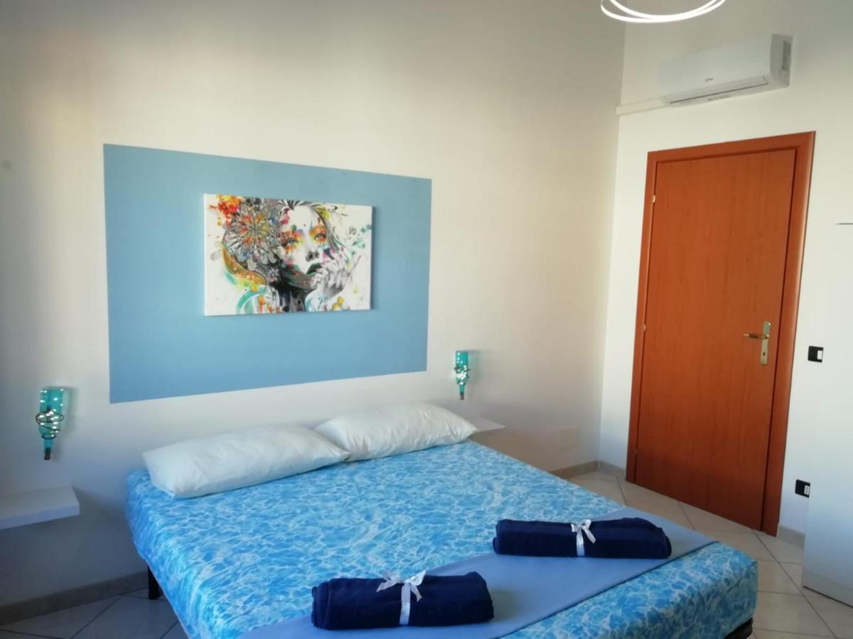 Prendas Antigas - Vacanze A Teulada Apartman Kültér fotó